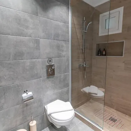 Aurora Apartment, 2 - Cozy, Close To The 公寓 马尔马里