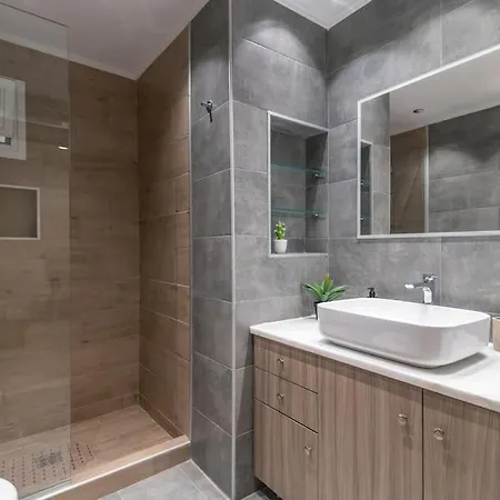 Appartamento Aurora Apartment, 2 - Cozy, Close To The *