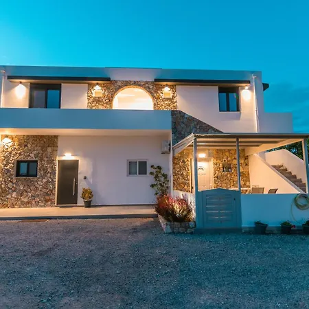 Aurora Apartment, 2 - Cozy, Close To The Appartamento