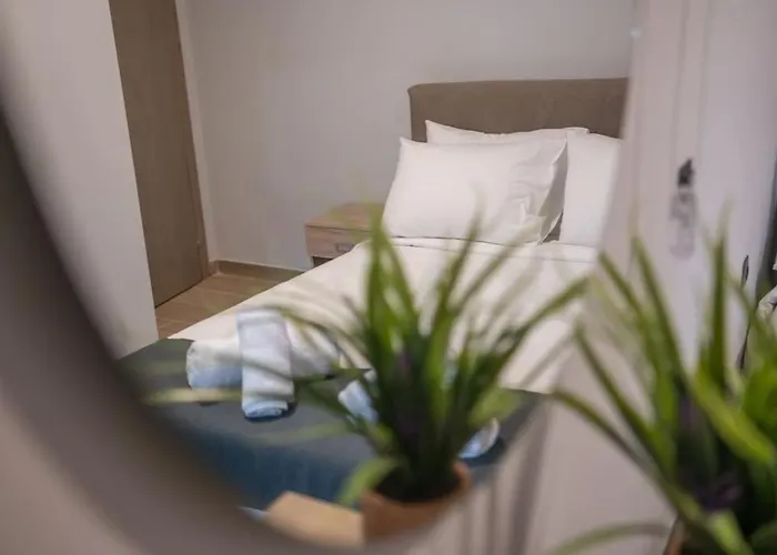 Aurora Apartment, 2 - Cozy, Close To The Marmari (Kos)