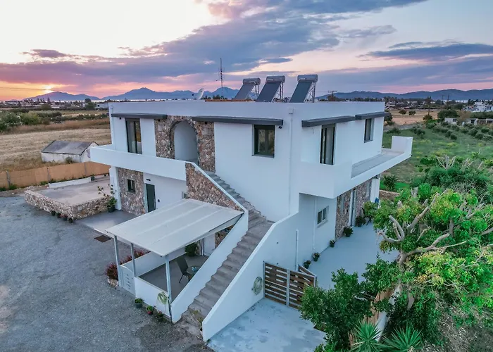 Aurora Apartment, 2 - Cozy, Close To The Apartament *